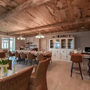 De Waeterhoeve Couette-café